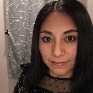 Meet your Posher, Esperanza